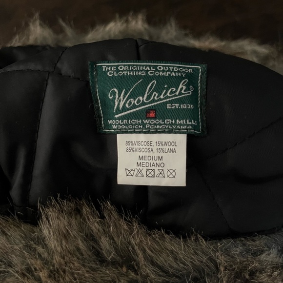 Woolrich Trapper Hat. Black and White Plaid. Size Medium. - Picture 2 of 4